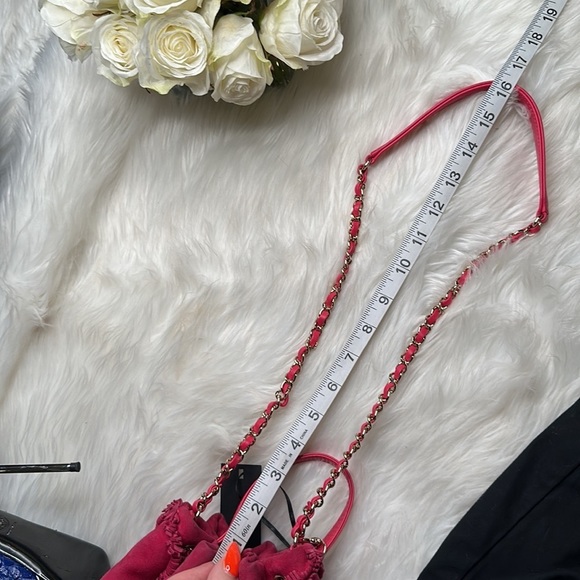 Chanel 2020 Collection Hot Pink Drawstring Bag!! Limited Production 🔥🔥🔥🔥 - Picture 10 of 11